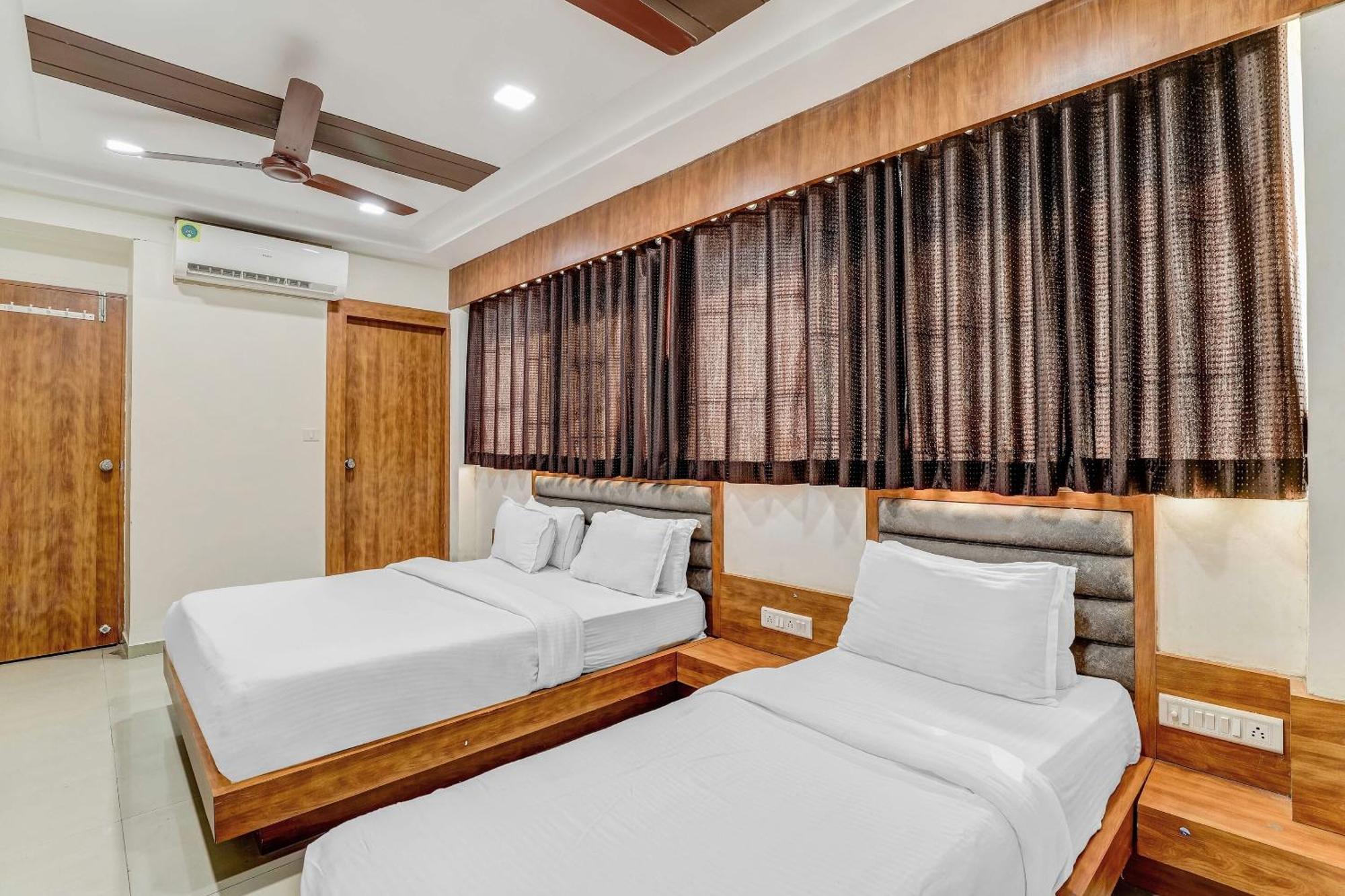 Capital O Maple View Hotell Naroda Eksteriør bilde