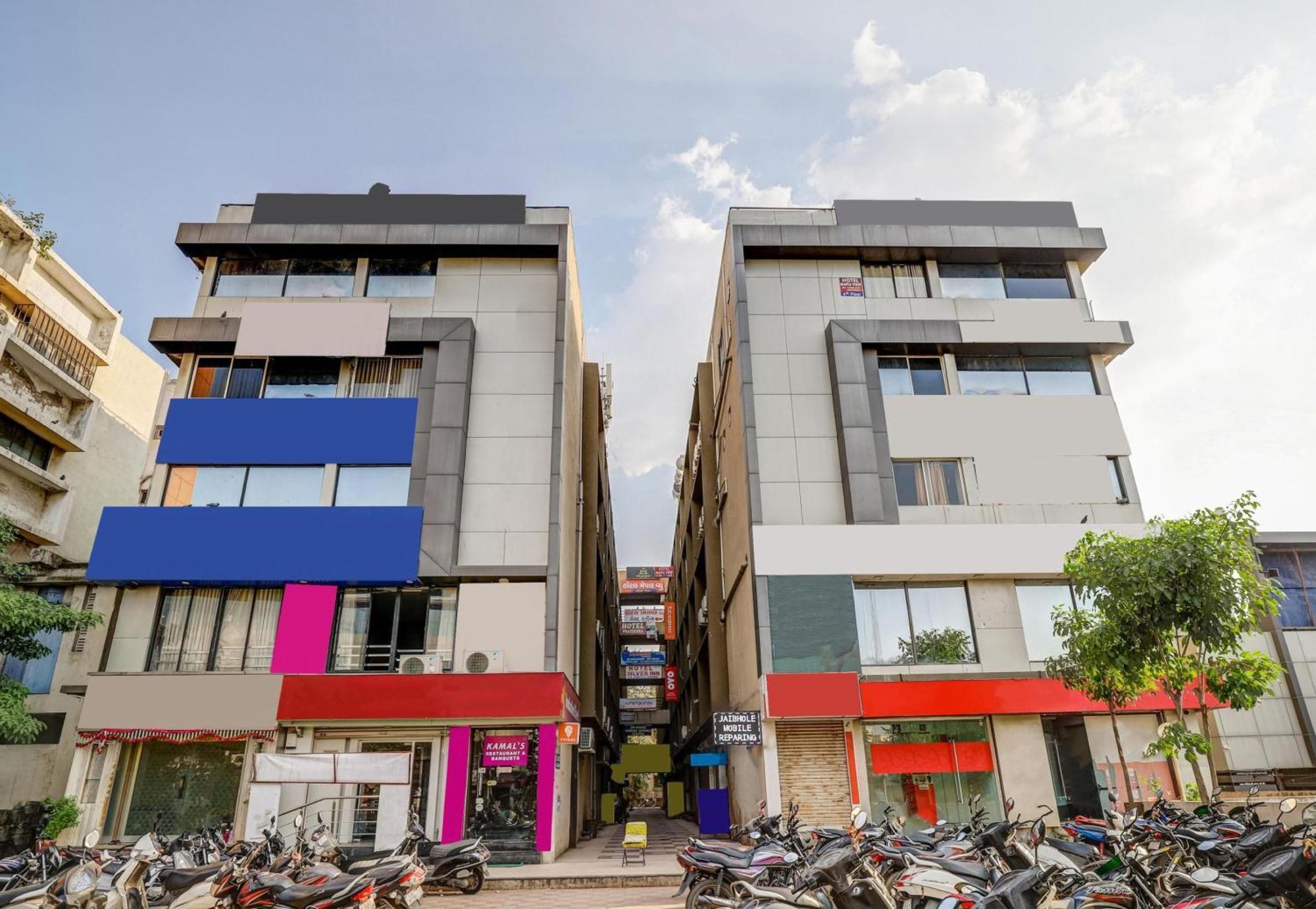 Capital O Maple View Hotell Naroda Eksteriør bilde